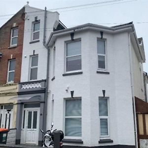 Oyo Carlton Road